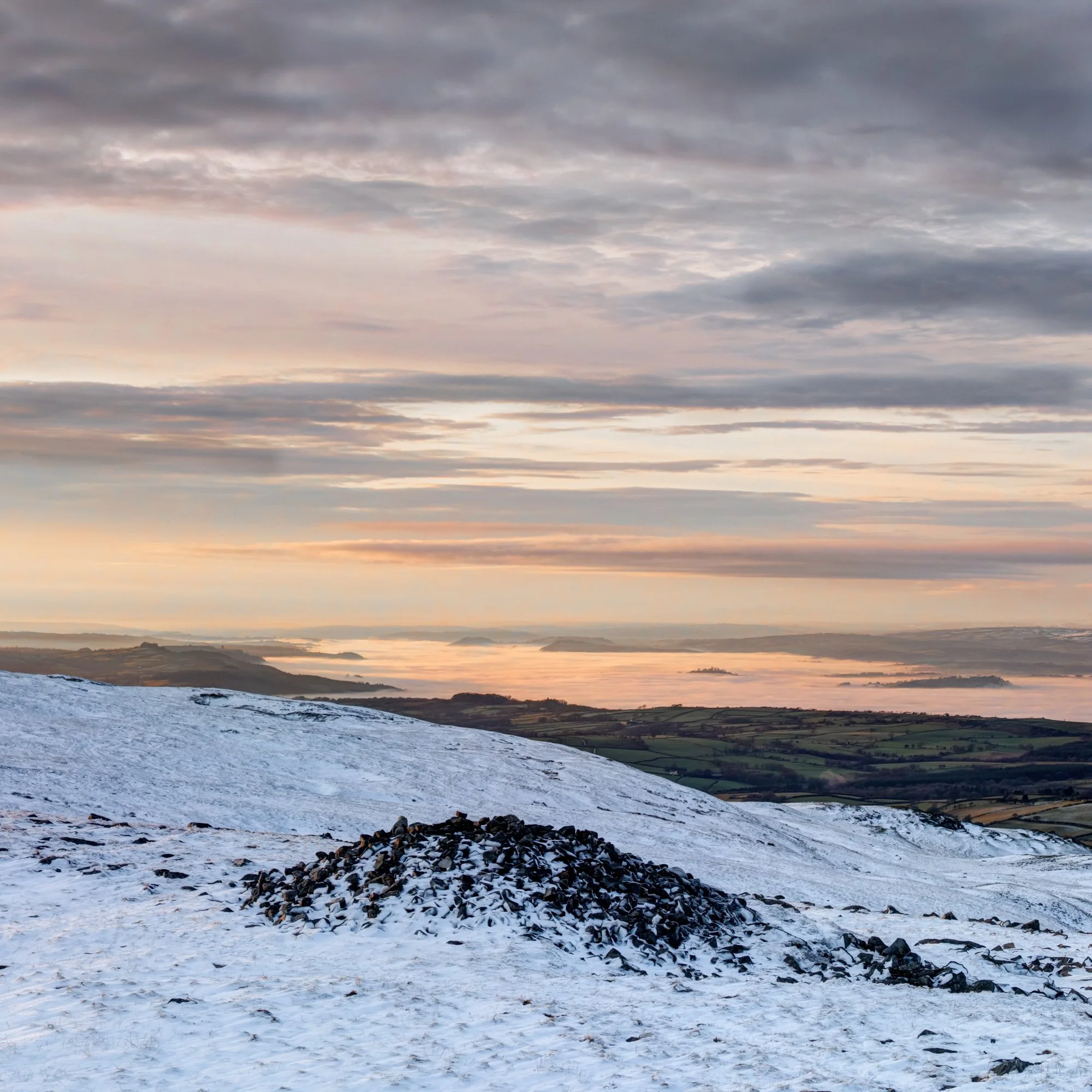 Carn Pen y Clogau, Mynydd Ddu