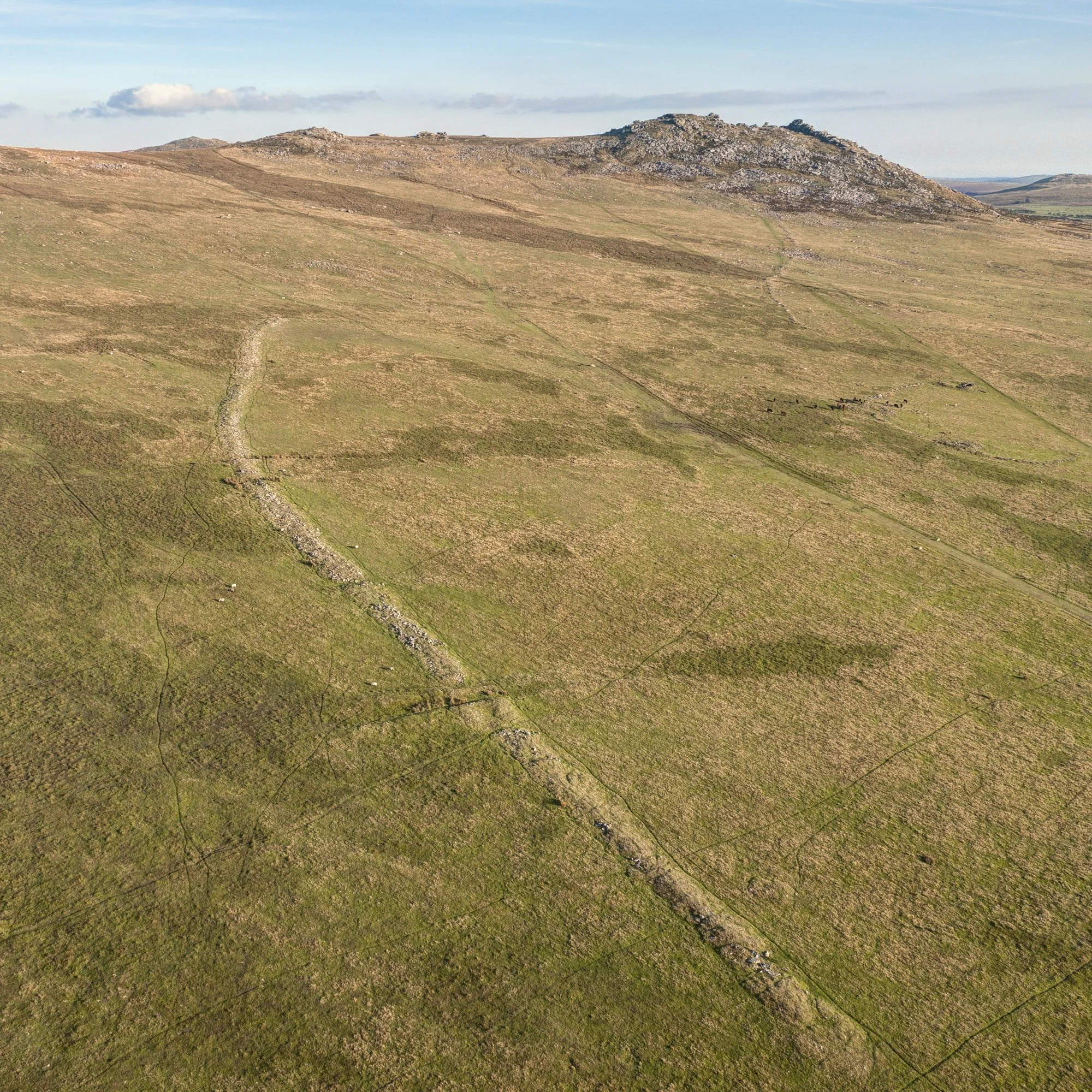 Rough Tow long cairn