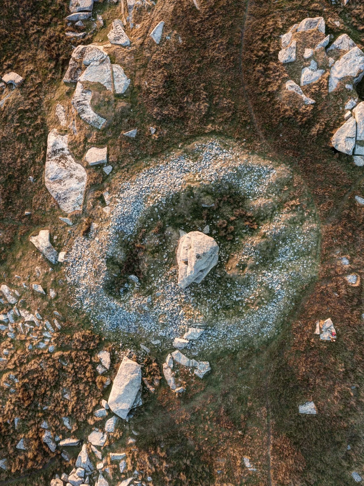 Showery tor enclosure