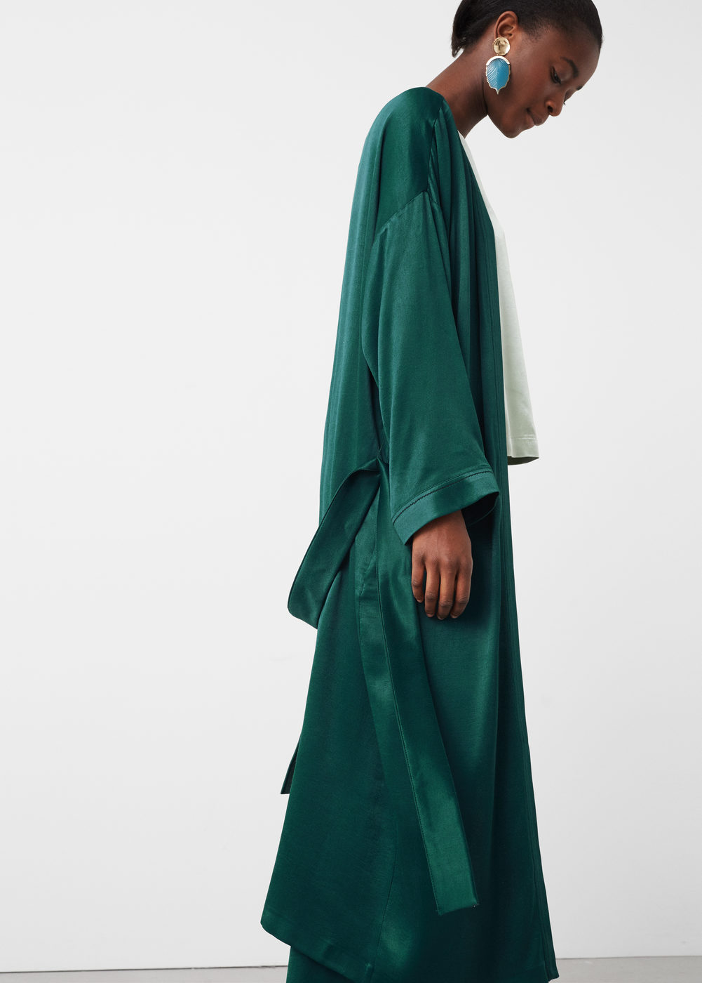 This silk robe is amazing and the I'm also loving the green color. I can totally see myself lounging around in this or going out in it paired with a nice tailored pant. I can imagine the amount of stares already. 