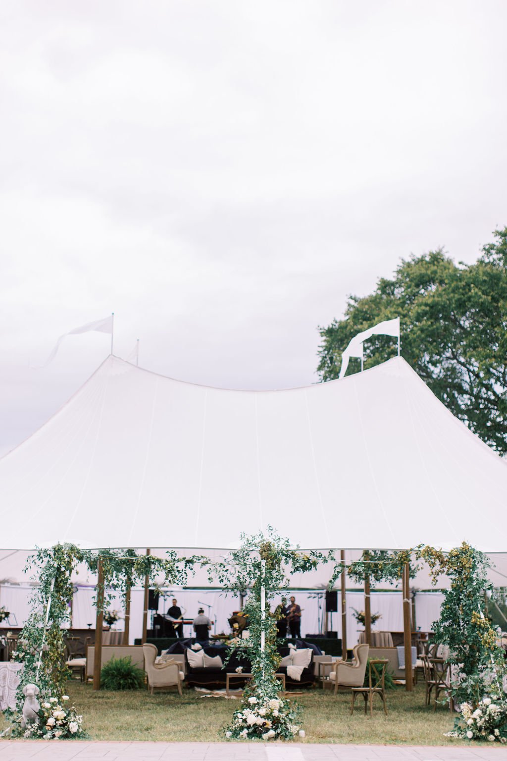 NikkiSanterre_VirginiaFilmWeddingPhotographer_PrivateEstateWeddingKatePhillips_Annie&Clay-29.jpg