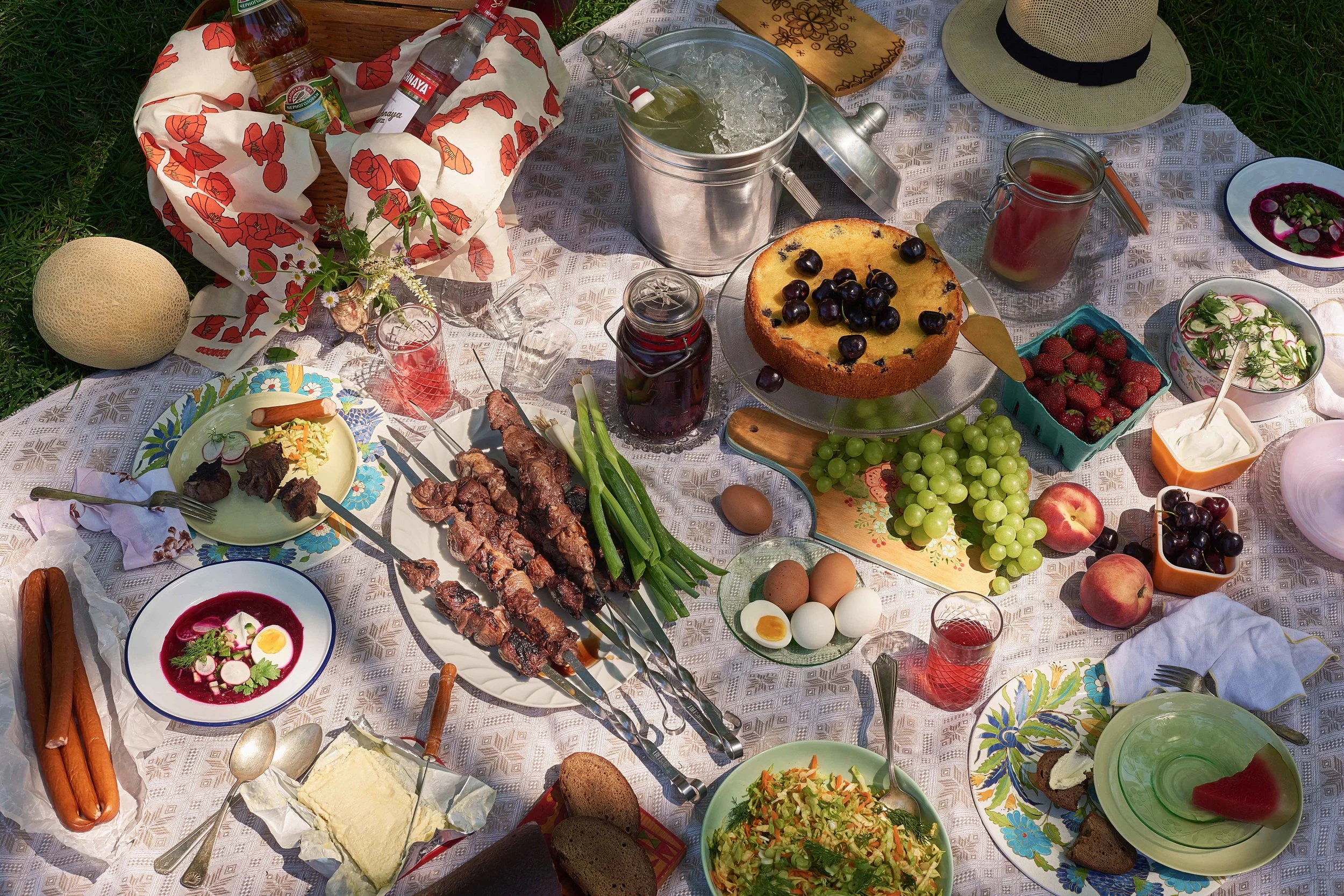 The Russian Picnic Tradition a Family Smuggled Out of the USSR