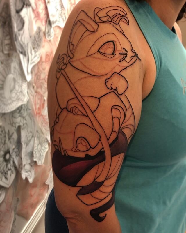 Started this viper mouse captain today :D
#thetattoogiant @whtraventattoo @saniderm @eternalink @kwadron #newschooltattoos #newschool #WIP #mousetattoo #mouse