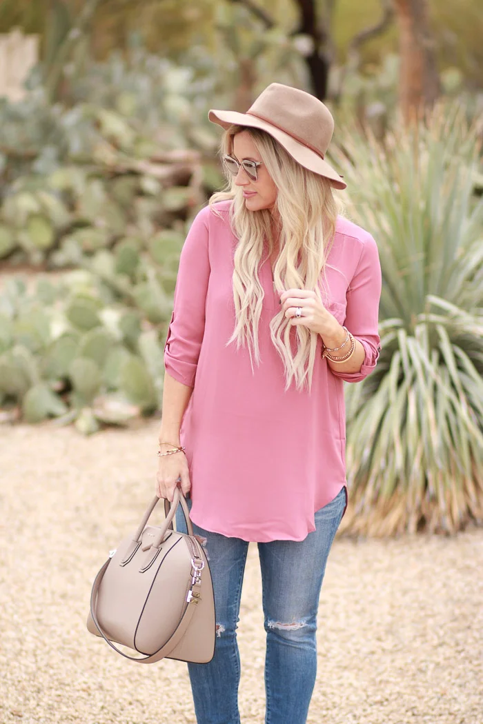 Live Love Blank Momiform Incorporating Blush into everyday mom life nordstrom, Lush, AG Maternity Jeans, Pregnancy Style Maternity Clothes, Spring Wardrobe for the expecting mom 33 weeks pregnant