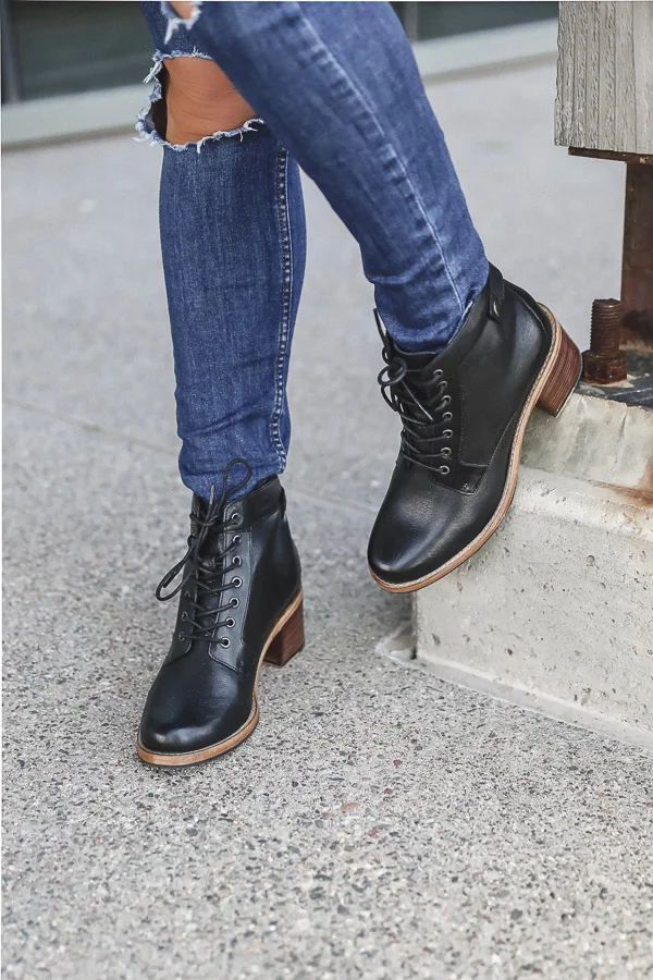 Live Love Blank, Fashion Lifestyle Blogger, The 5 Things We Do To Keep Our Marriage a Priority, Post Children, and How We Stay Connected and Madly in Love  Zappos and Clark Boots His and Hers