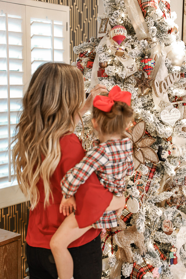 What's A "Love Tree"...And Why You'll Want To Bring Our Tradition, Into Your Home, Next Christmas Liveloveblank.com live love blank, Kim Blank Scottsdale Arizona, interior design, Christmas tree, christmas decor, family christmas tradition, Style an…