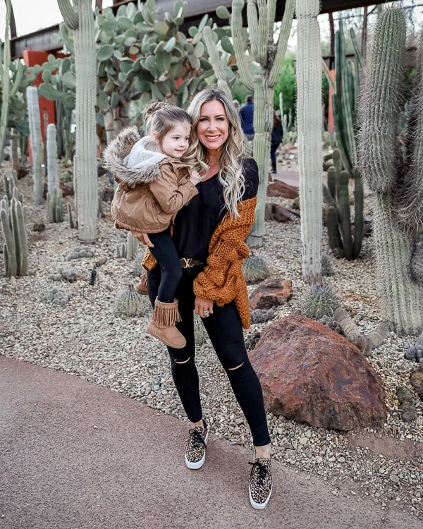 Liveloveblank.com, Live Love Blank fashion blogger, Instagram Recap and OOTD week ending 02/28/19, style blogger, mom style, Scottsdale, Arizona, Outfit of the Day, OOTD