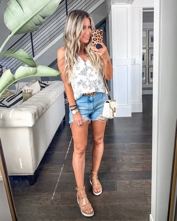 Liveloveblank.com, Live Love Blank fashion blogger, Instagram Recap and OOTD week ending 5-17-19, style blogger, mom style, Scottsdale, Arizona, Outfit of the Day, OOTD, Weekly best sellers and 5 new favorites