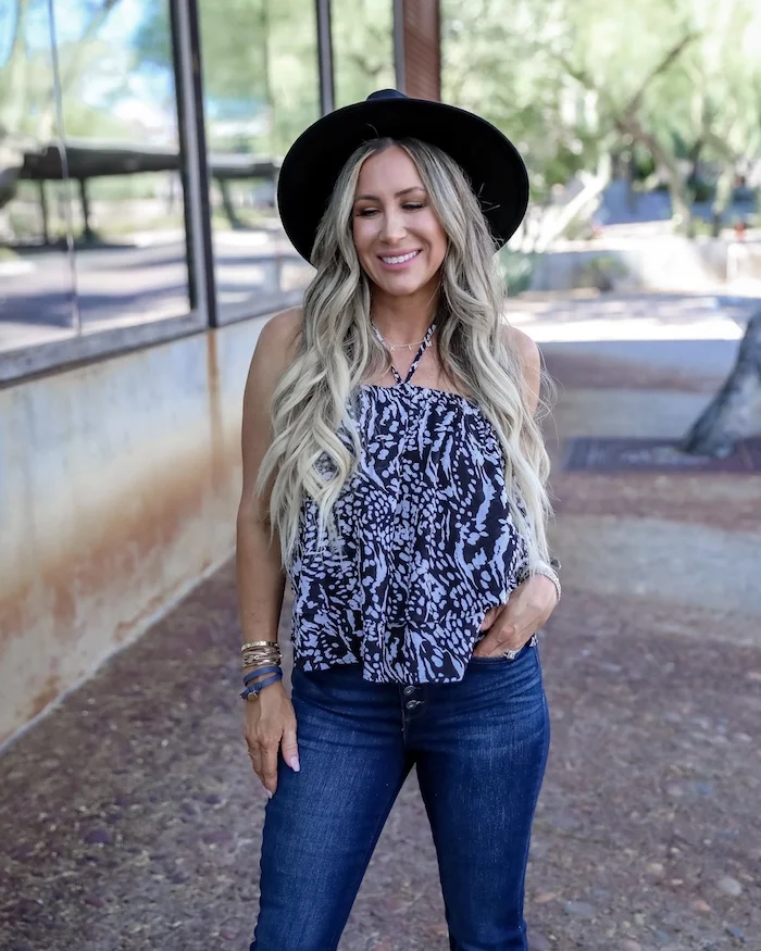 CH5A6907.jpgWalmart flare jeans for summer fall, Liveloveblank.com, Live Love Blank fashion blogger, Instagram Recap and OOTD week ending 4/26/19, style blogger, mom style, Scottsdale, Arizona, Outfit of the Day, OOTD