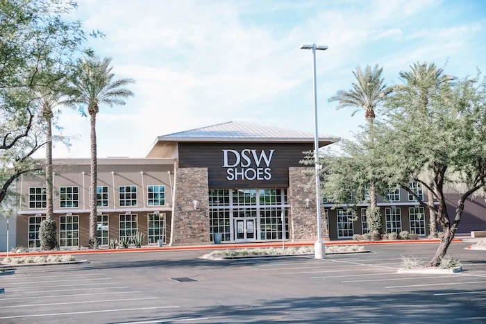 liveloveblank.com , An Afternoon At Desert Ridge Marketplace...Fav Picks From DSW and American Eagle, and lunch at Nekter...Such a Great Day, American Eagle Try On haul, phoenix Arizona blogger , style blog, fashion over 30 40, style blog mom blogge…