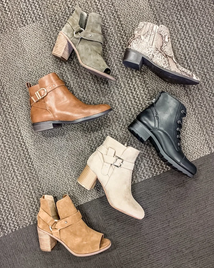 liveloveblank.com , An Afternoon At Desert Ridge Marketplace...Fav Picks From DSW and American Eagle, and lunch at Nekter...Such a Great Day, American Eagle Try On haul, phoenix Arizona blogger , style blog, fashion over 30 40, style blog mom blogge…