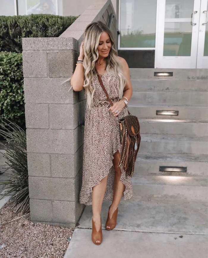 Early Fall Fashion look featured by top US fashion blog,  Live Love Blank
