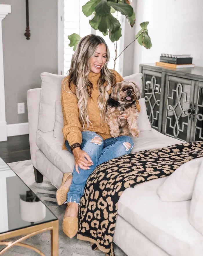 Early Fall Fashion look featured by top US fashion blog,  Live Love Blank