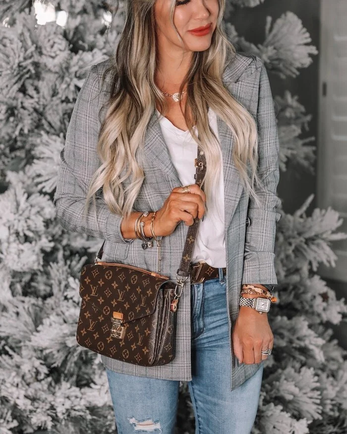 Liveloveblank.com, Live Love Blank fashion blogger, Finding luxury bags on ebay, ebay bags, cyber monday