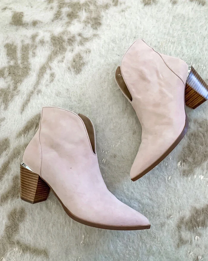 express try on haul featured by top Scottsdale fashion blog, Live Love Blank