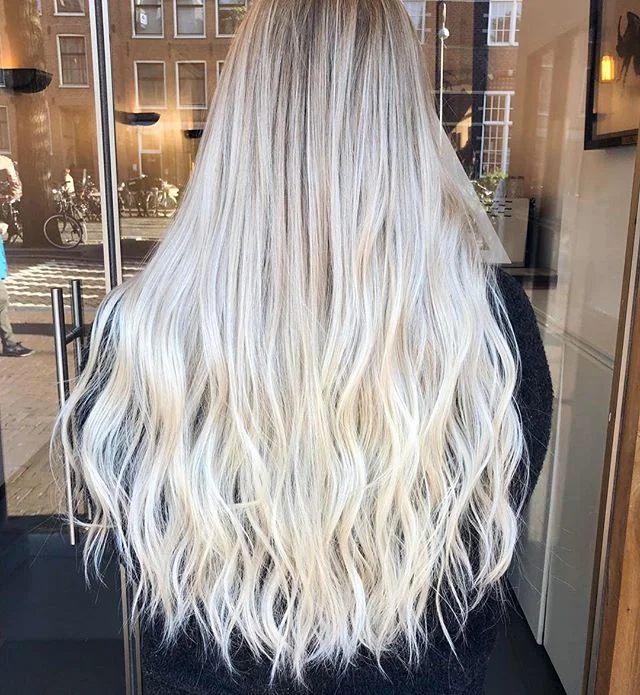 Powder blonde ⚡️
Cut & color by  @hairbymahis