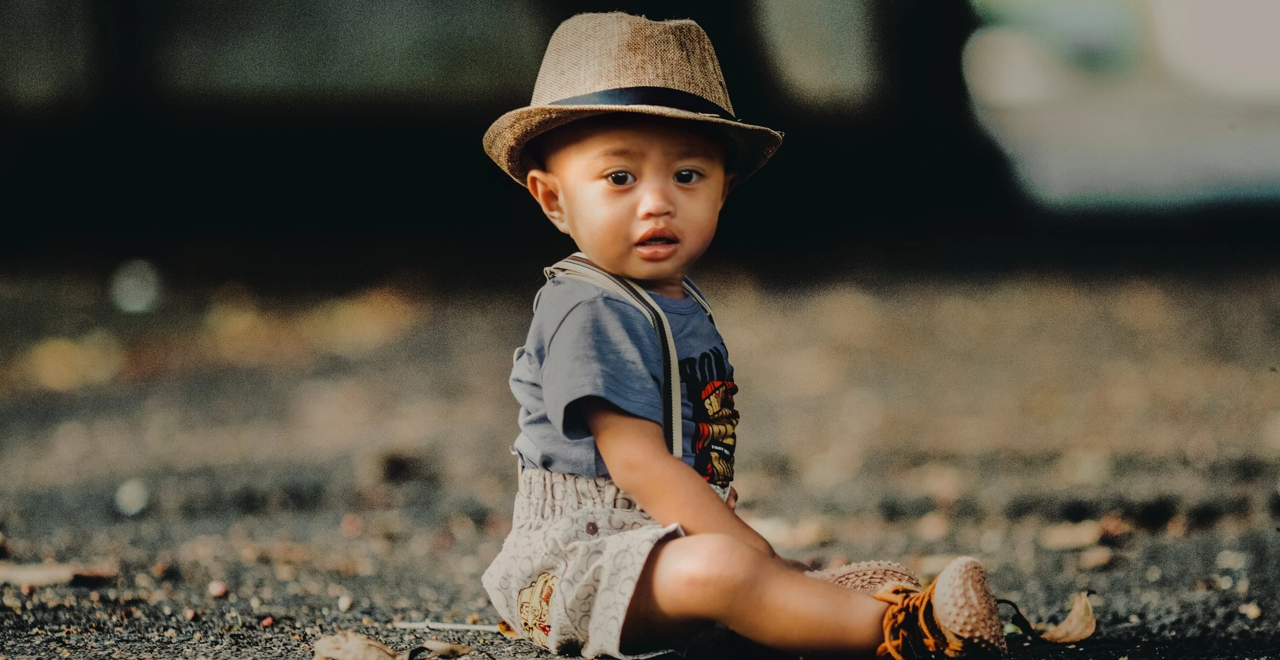 Baby+with+Hat+Outside.jpg