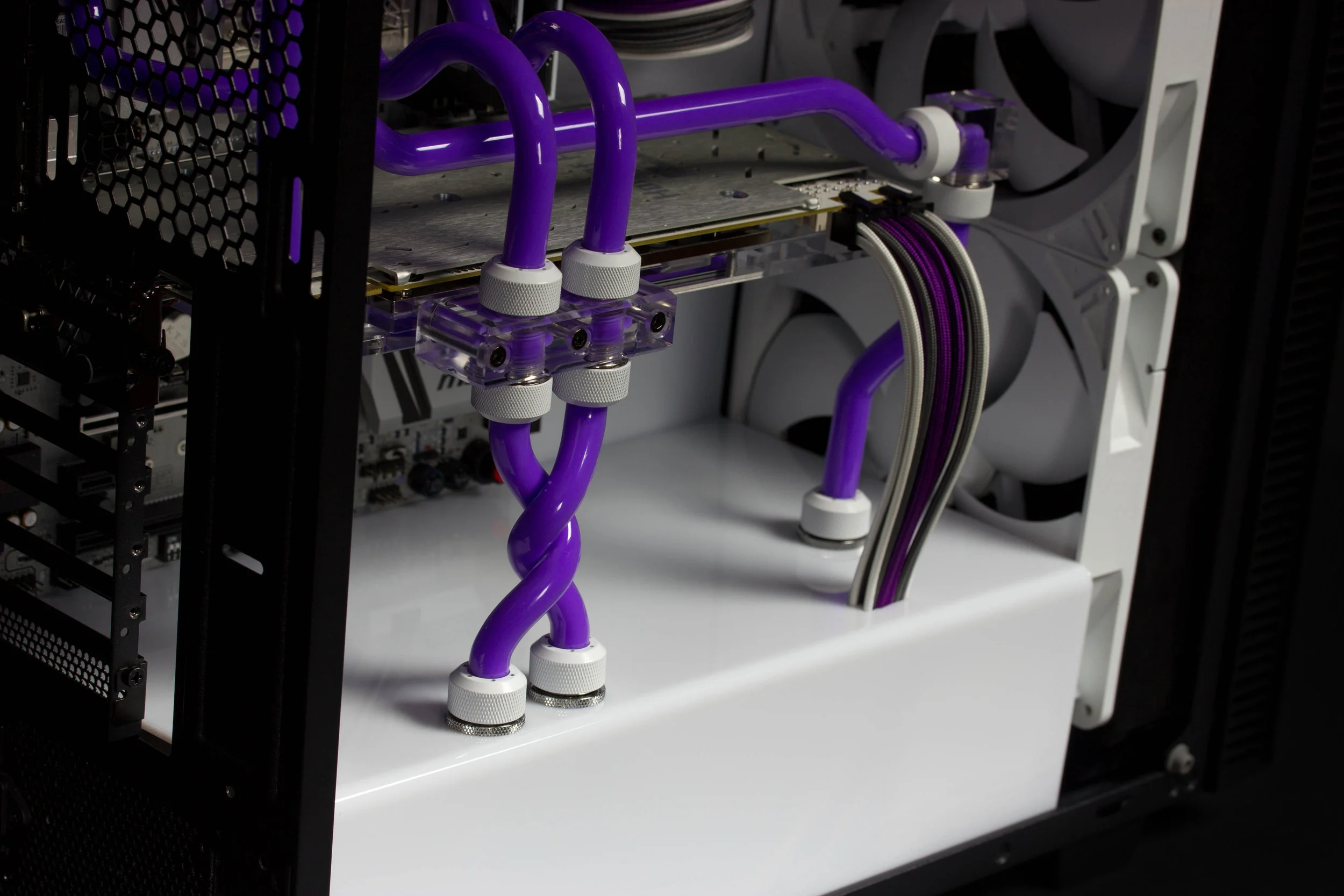 purple water cooled pc