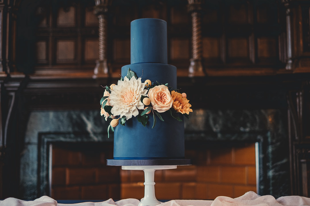 Contemporary Wedding Cake Design | Manchester Cheshire & Liverpool
