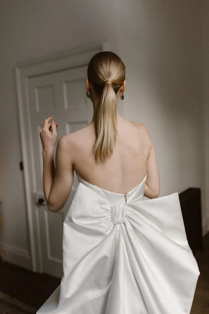 minimalist wedding