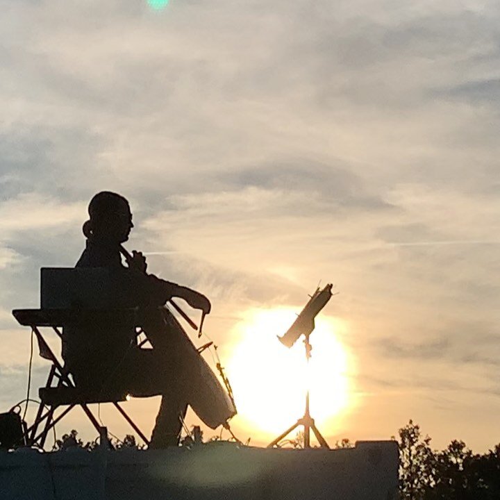 Last night was a blast and honor to perform for @camdeniff &lsquo;s Summer Preview Party!

📸: @jumping_josephine 
.
.
.
#camdeninternationalfilmfestival #ciff #cello #cellist #music #livemusic #filmfestival #musician #loop #looper #ableton #classica