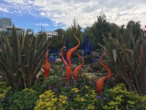 CHIHULY GARDEN AND GLASS.jpg