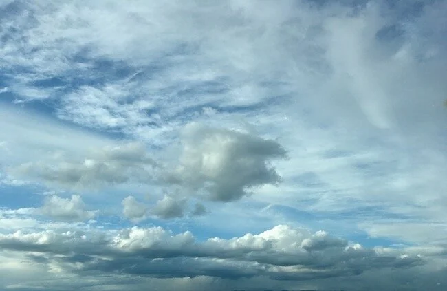 il cielo dalla strada verso il canada