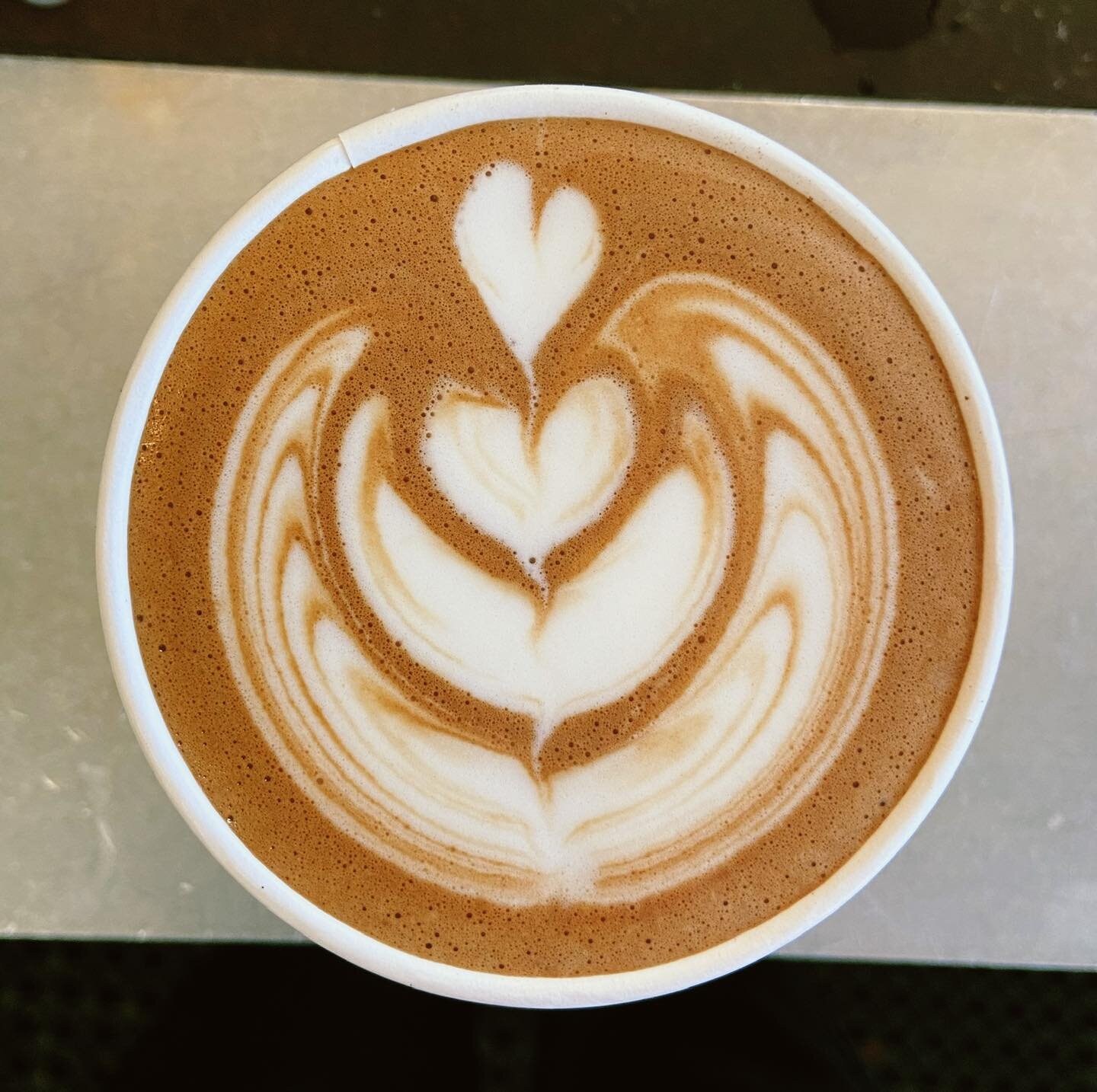 Sometimes we just have to show off our latte art 💅🏼 

#specialtycoffee #allcoffeeislocal #seattle #shestheroaster #womanownedbusiness #mapleleaf