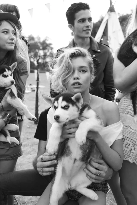 362_uo_20140208_31-puppies_8975bw.jpg