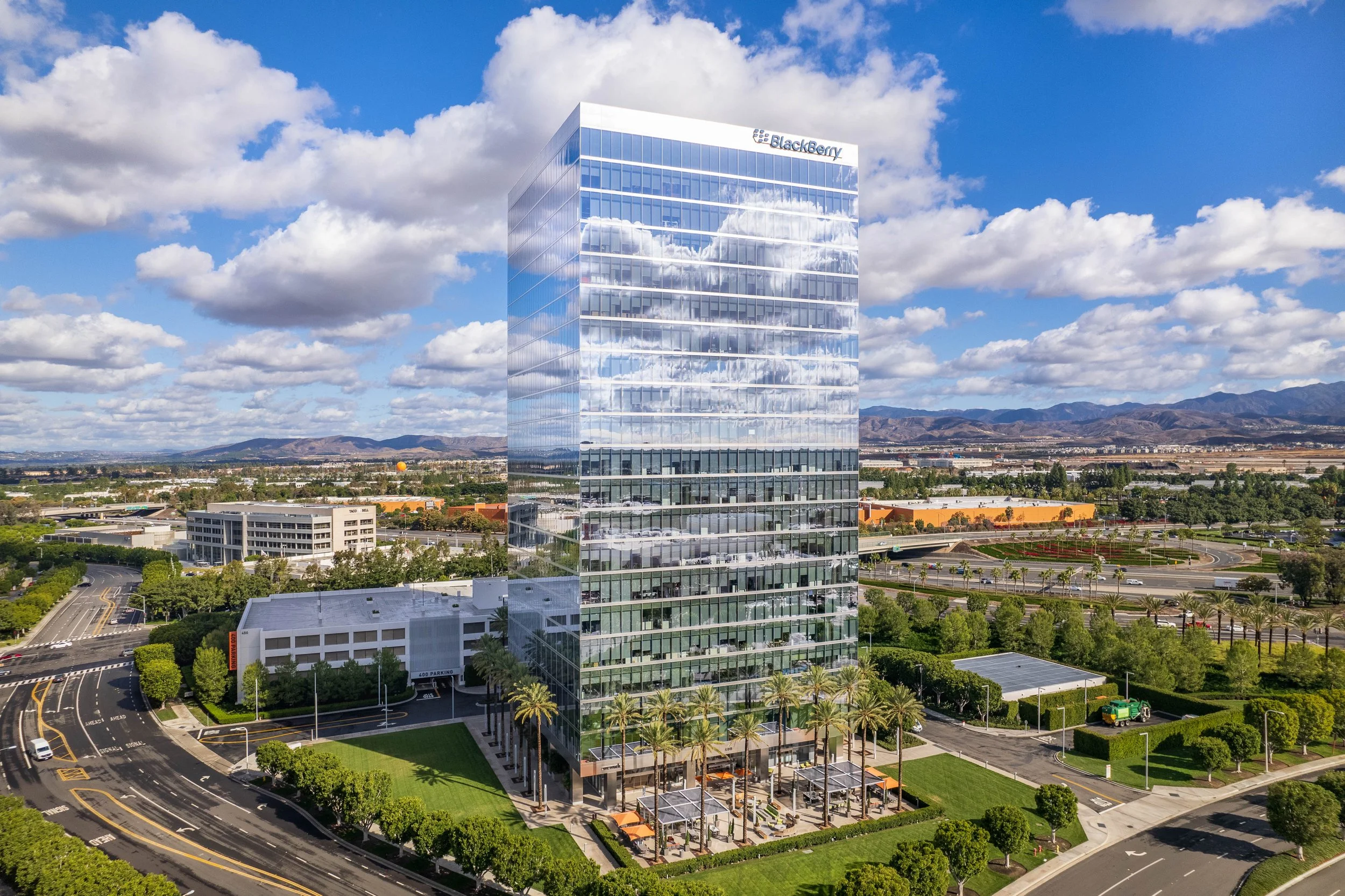 01 - BlackBerry - 01.jpg