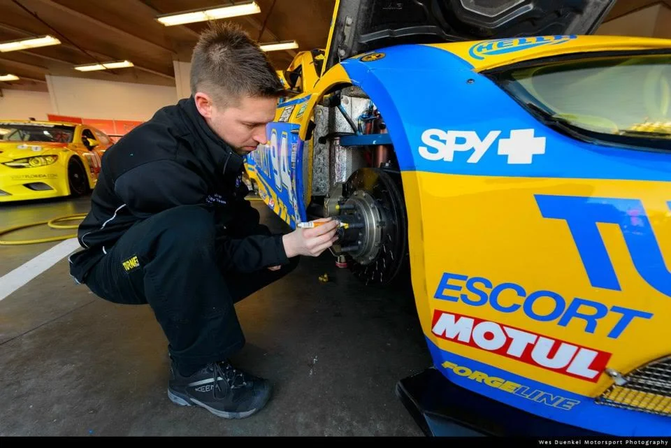 ALCON MOTORSPORT "S" GROOVE DISC IN PROFESSIONAL RACING SERIES