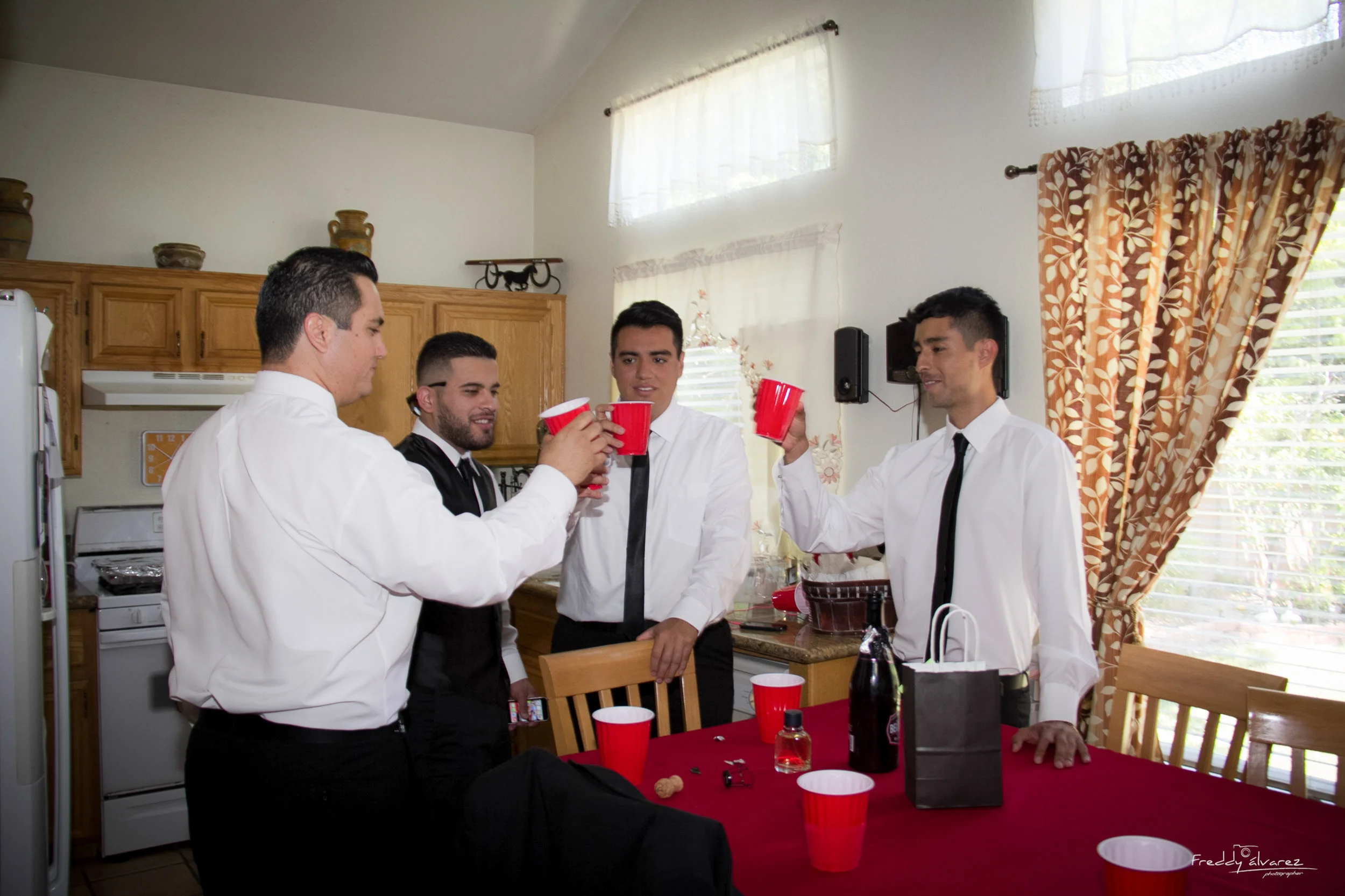 08082015-Preparacion Novio-35.jpg