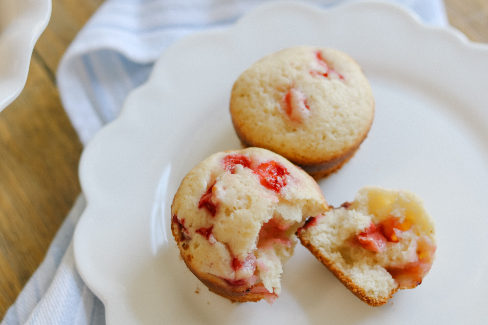 strawberry muffins  (12 of 16).jpg