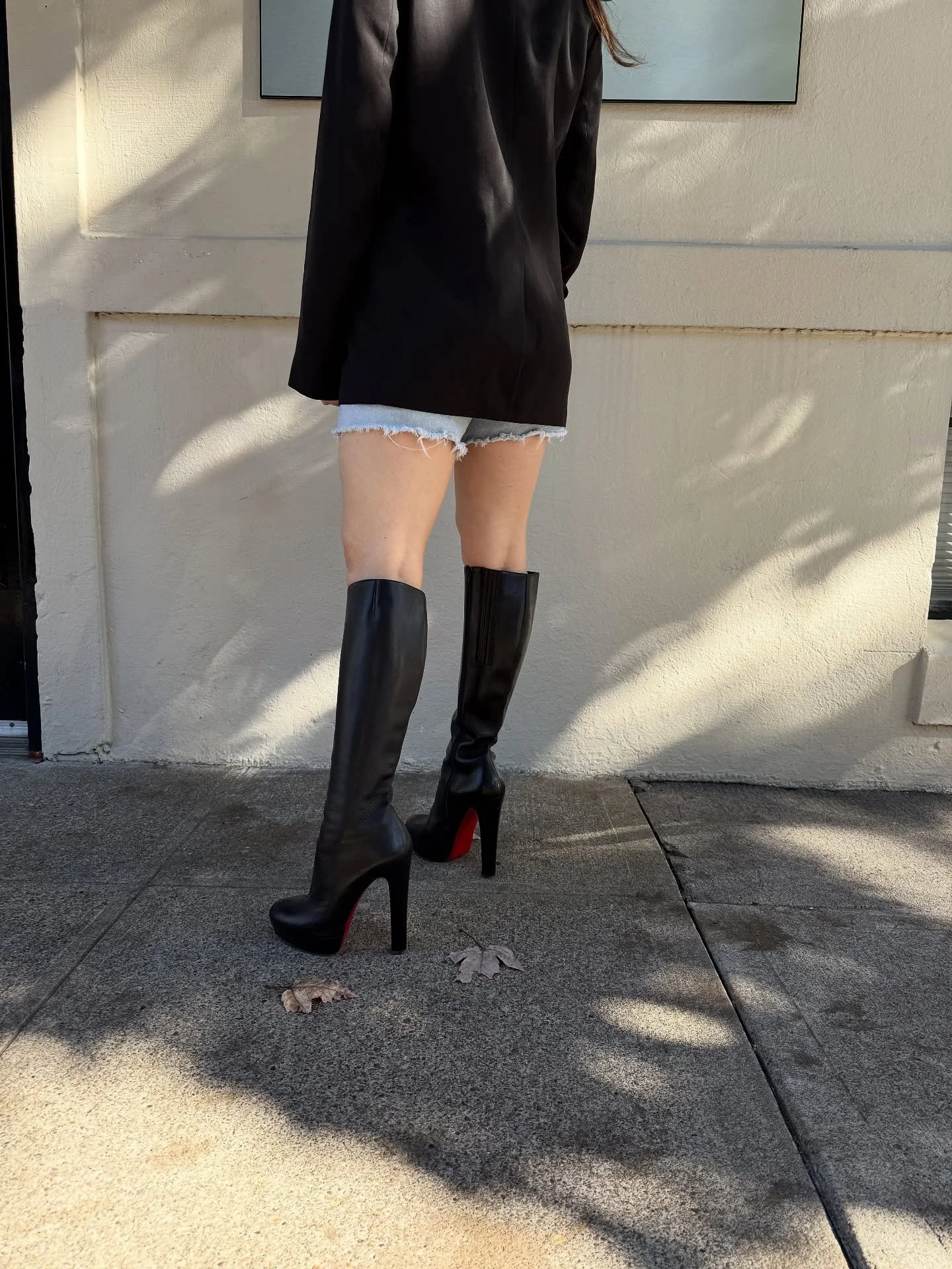 Monday fit check &hearts;️
@christianlouboutin

#ootd #fall #fashion #louboutin #shop #rcb