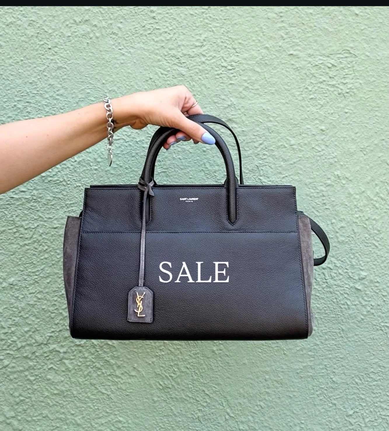 Did we mention EVERYTHING is on sale?
Even luxury.

#shop #rcb #sale #saintlaurent