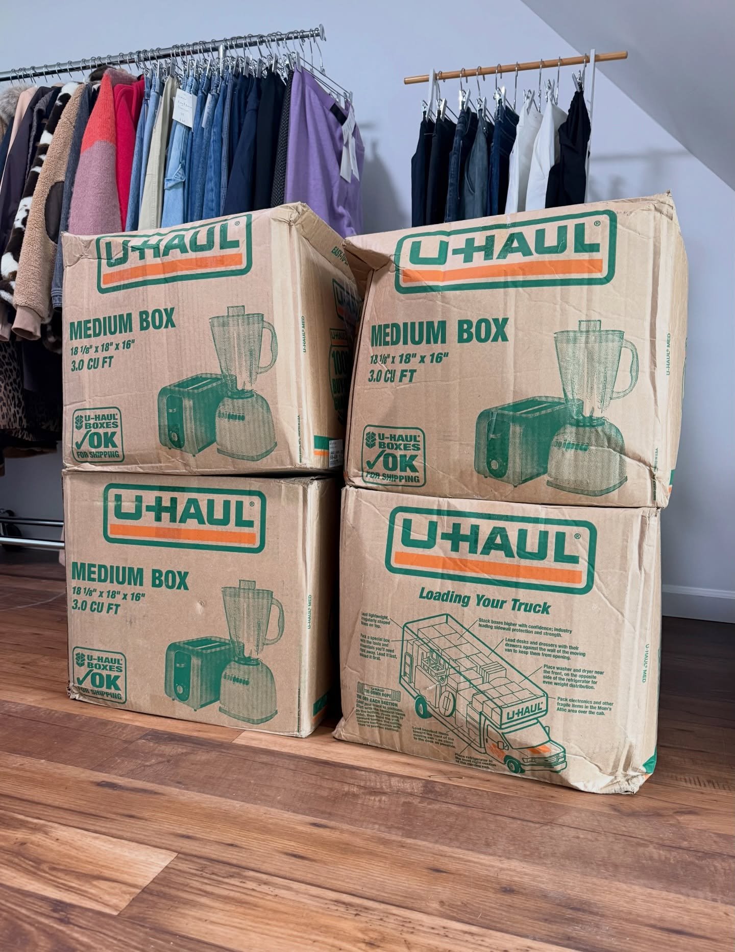 Spring pt. 2 LOADING&hellip;

#designerresale #luxury #consignment #newarrivals #spring