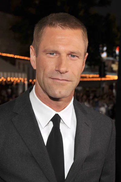 Aaron Eckhart 2011 10_440_L.jpg