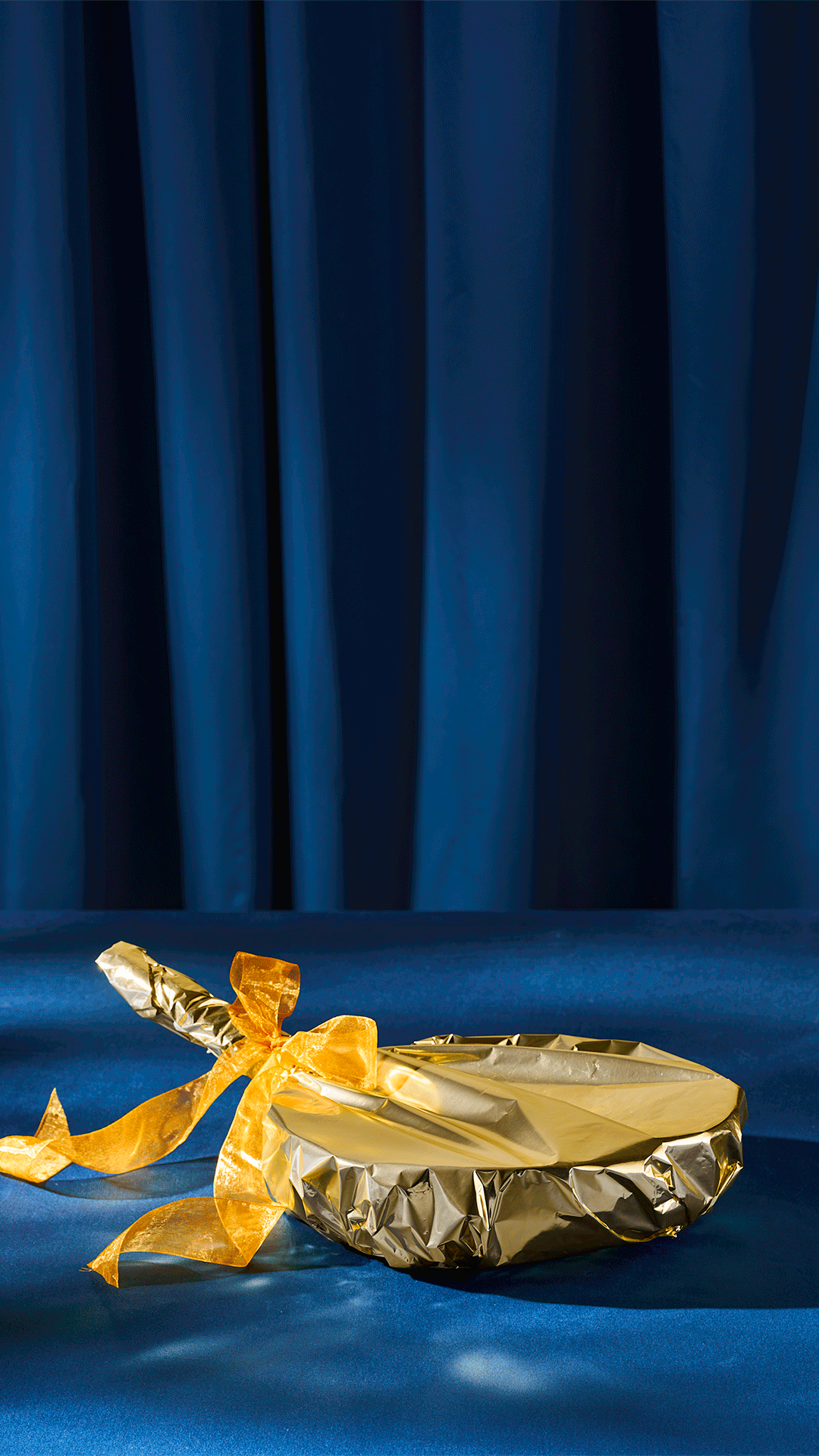 FBW-7821_Gift-Unwrapping_1080x1920.gif