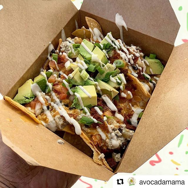 #headsup  #saturday #streetstopapp  #thestreetstop  #foodtrucklife  #lafoodtrucks  #LAeats  #streetfood  #orderahead  #skiptheline  #freeapp  #linkinbio .
#Repost @avocadamama (@get_repost)
・・・
Hello!!! good weekend, so much good happening! 🌎☀️Even 