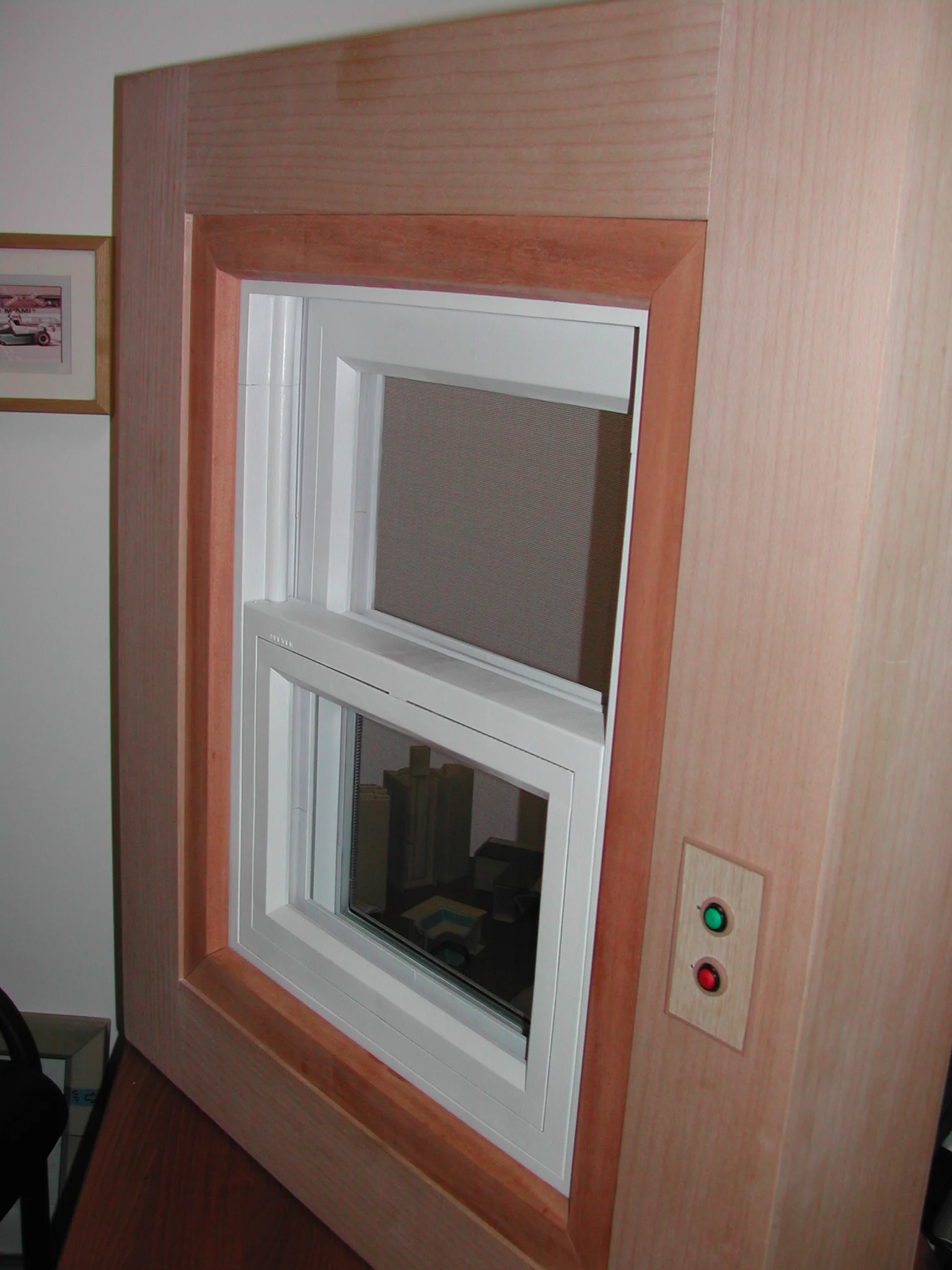 single hung window model june 2007 (2).jpg