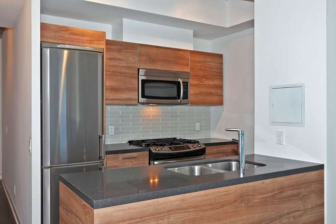 1201 Dundas Street E Unit 501-small-012-5-KitchenBreakfast Bar-666x444-72dpi.jpg