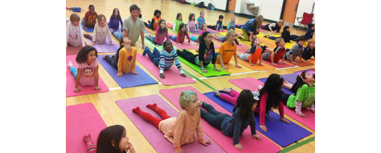 6ix kids yoga image gym.png
