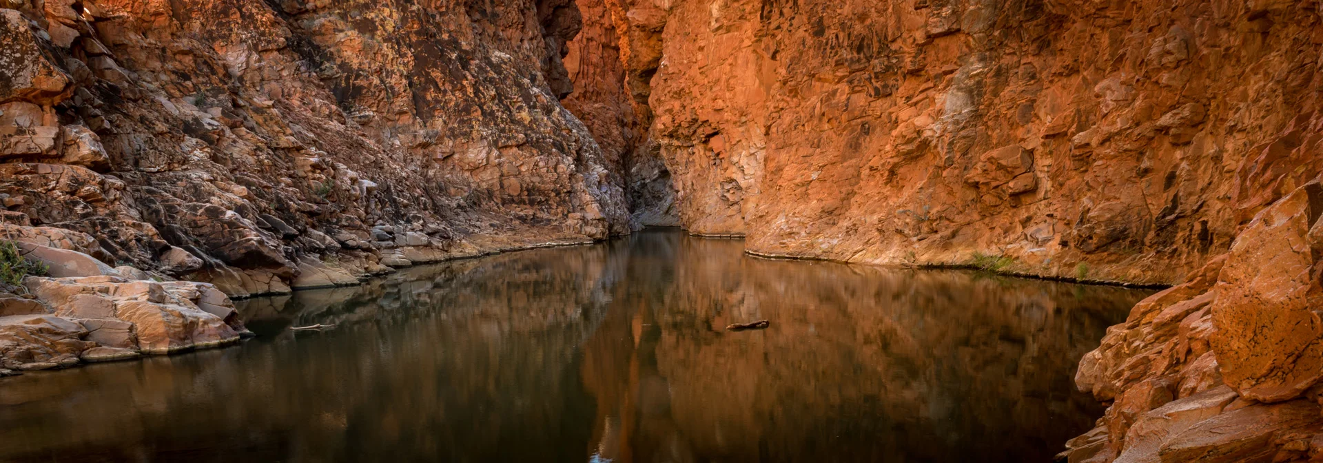 Edited_RM_021_Red-Gorge_7x20.jpg