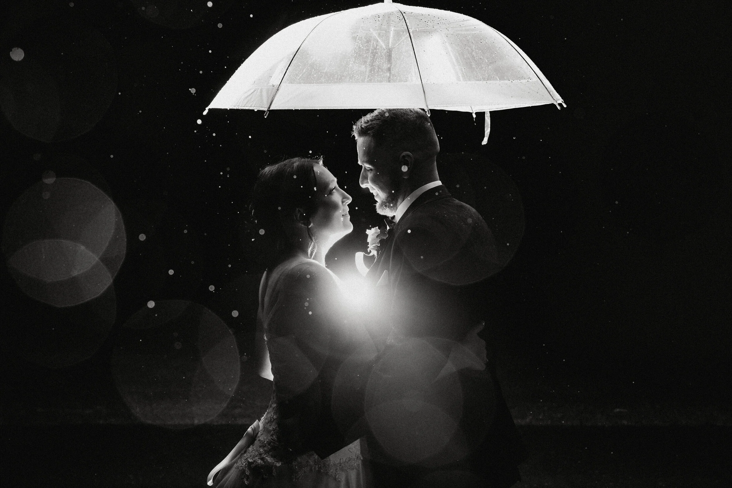 Jess &amp; Anthony's Spring Wedding in the Rain