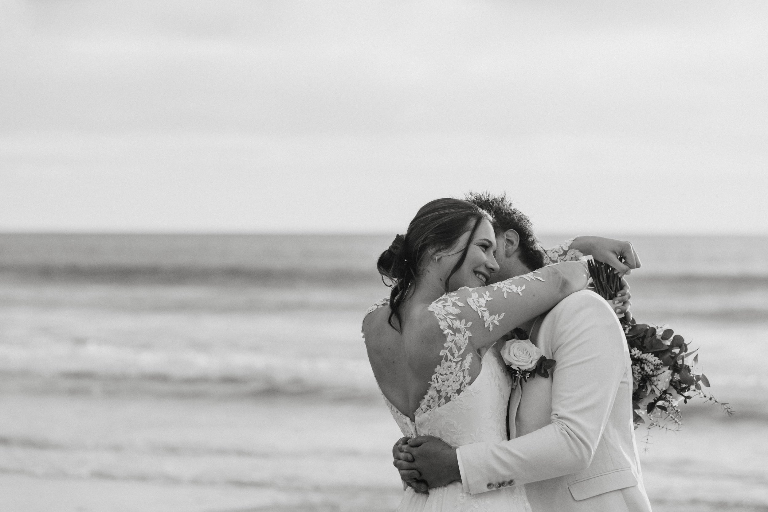 Port Willunga Cliff Elopement 67.jpg