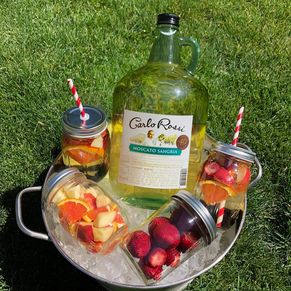 Carlo Rossi Caroline Sinclair