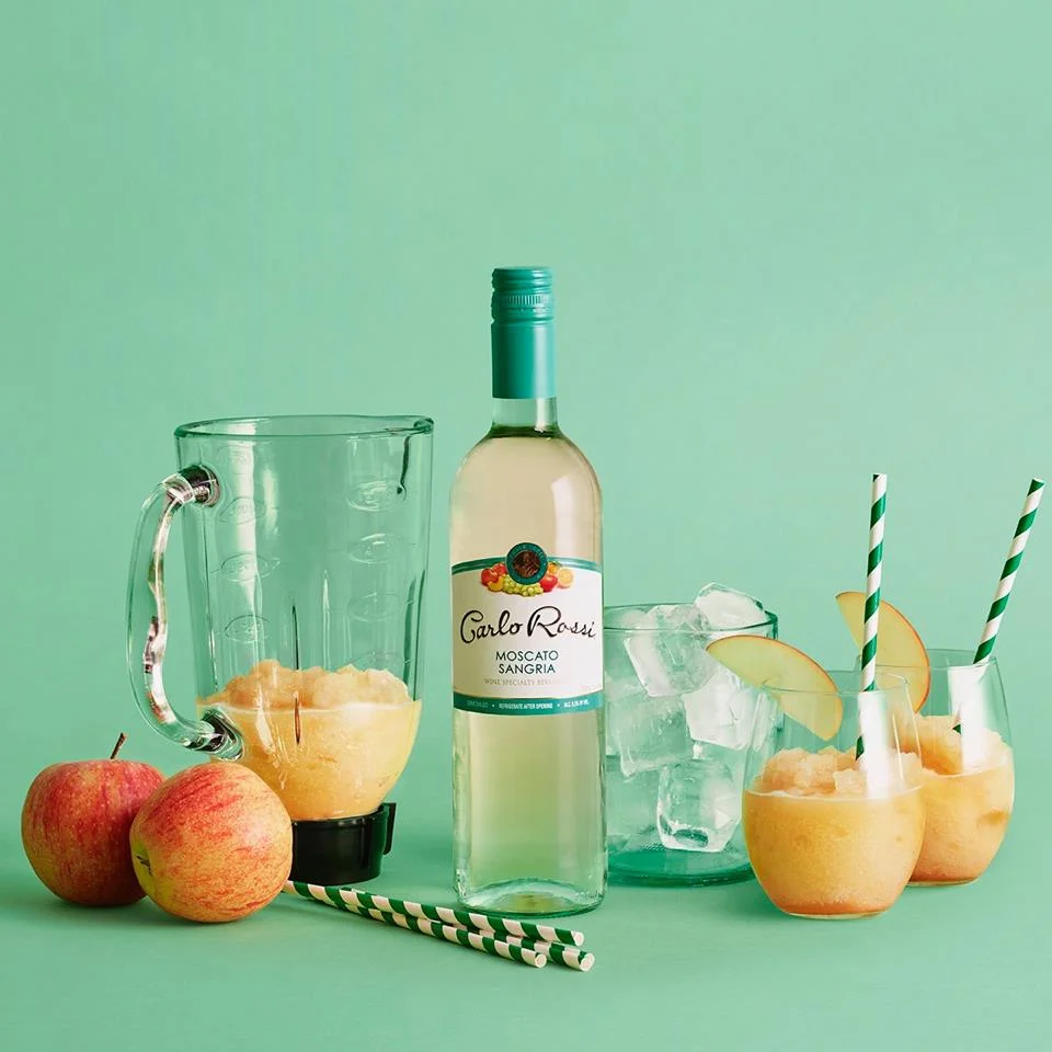 Carlo Rossi Caroline Sinclair