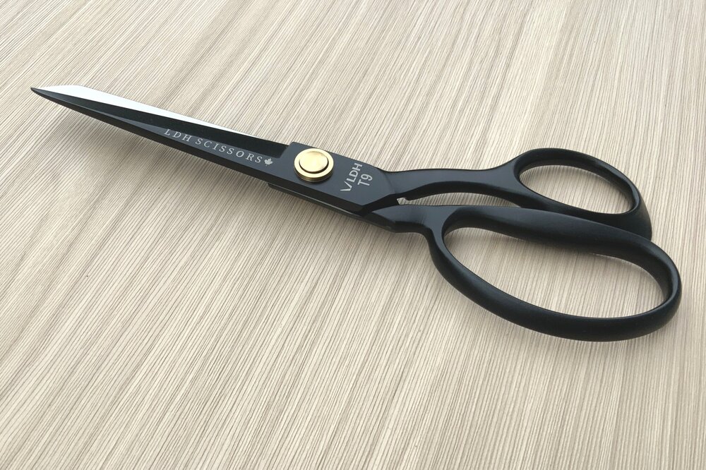 LDH Classic Stainless Steel Fabric Shears 9.5in — Weft Fabric & Needlework  Shop