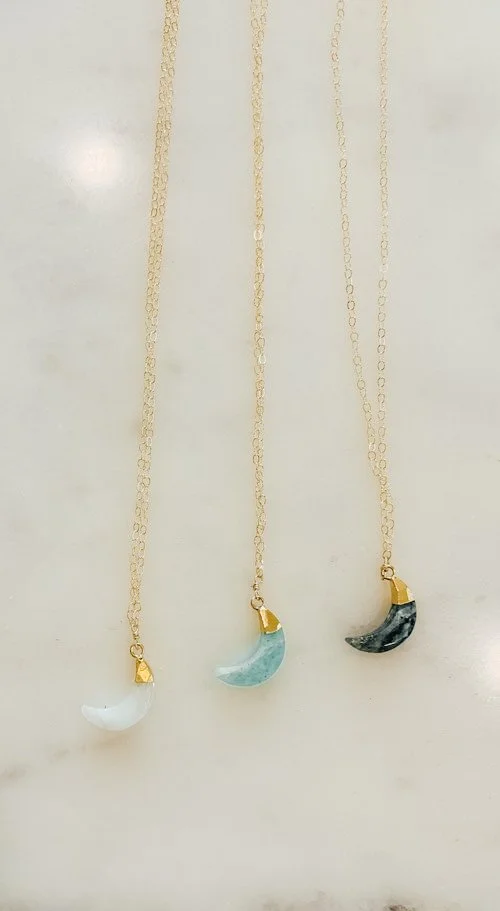 NECKLACE_CrescentMoon1.JPG
