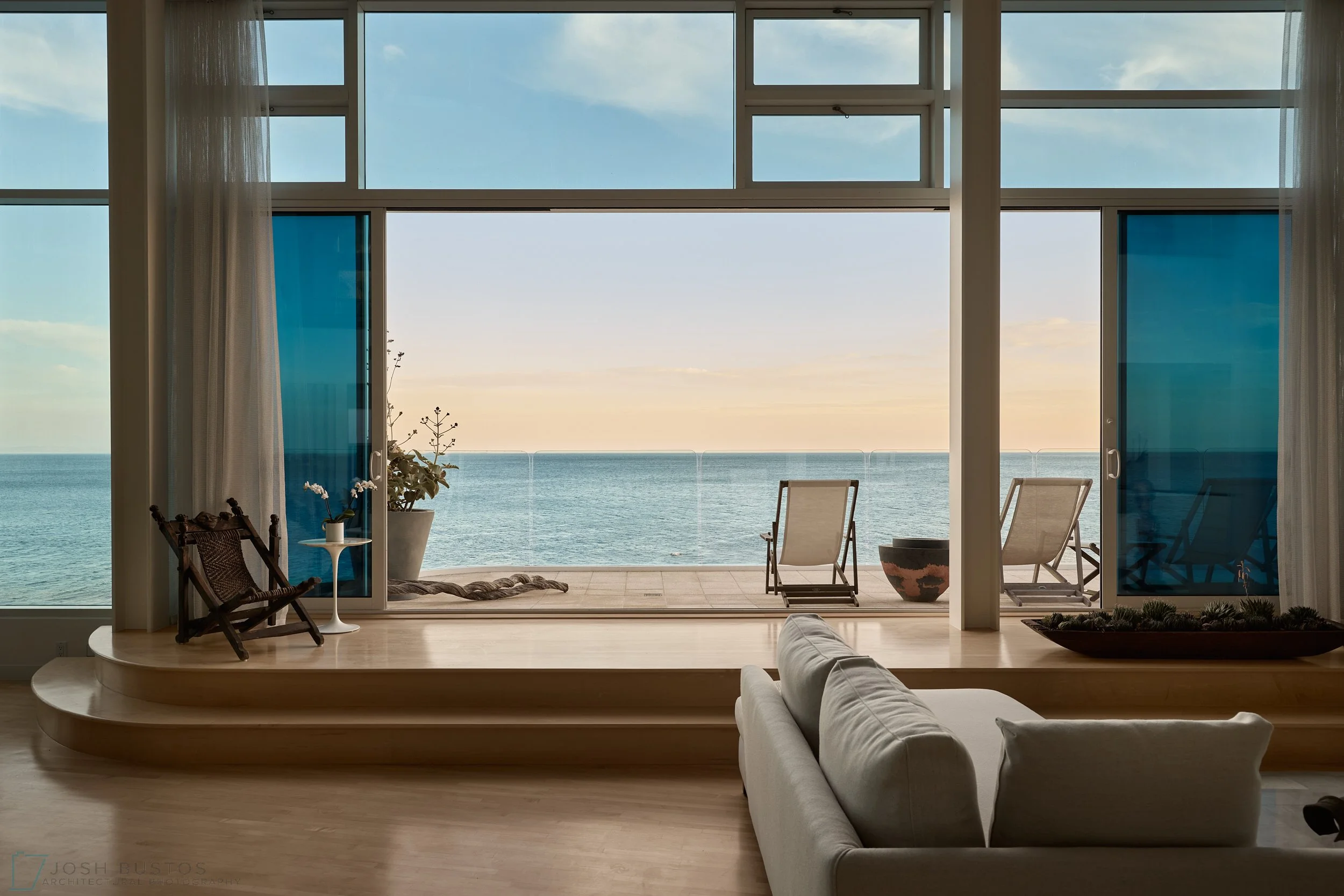 Malibu Cove - Carolwood Estates